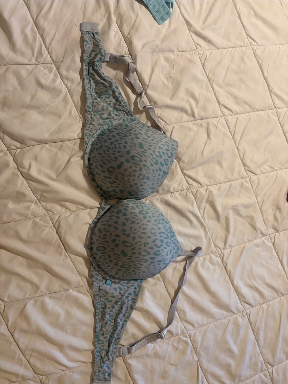 Victoria's Secret Teal Leopard Print Underwire Bra